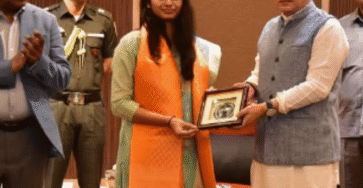 upsc topper rank 11 Ms. Sai Sivani 2024