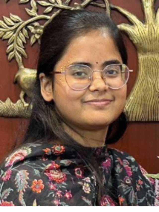 UPSC topper rank 185 RITIKA PANDEY 2025 to 2026