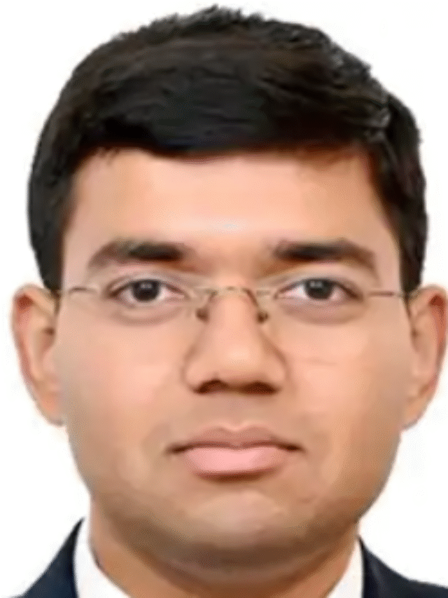 UPSC topper rank 208 PRATEEK YADAV  2025 to 2026